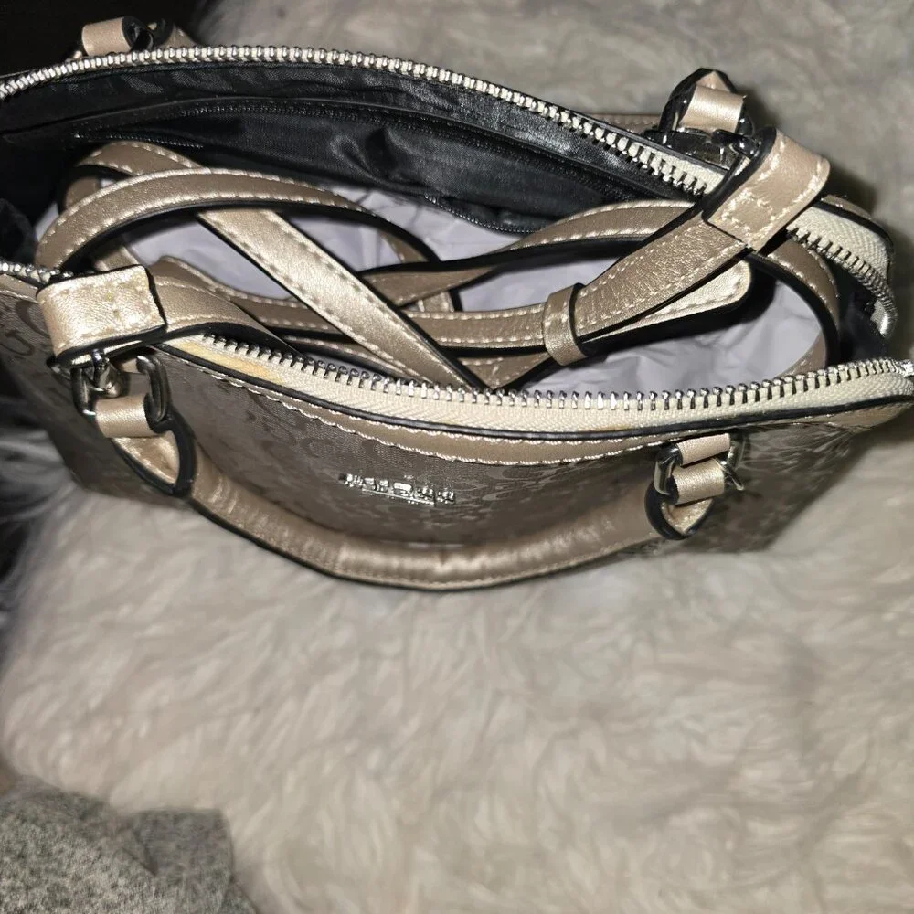 GUESS HANDBAG - Picture 2 of 5